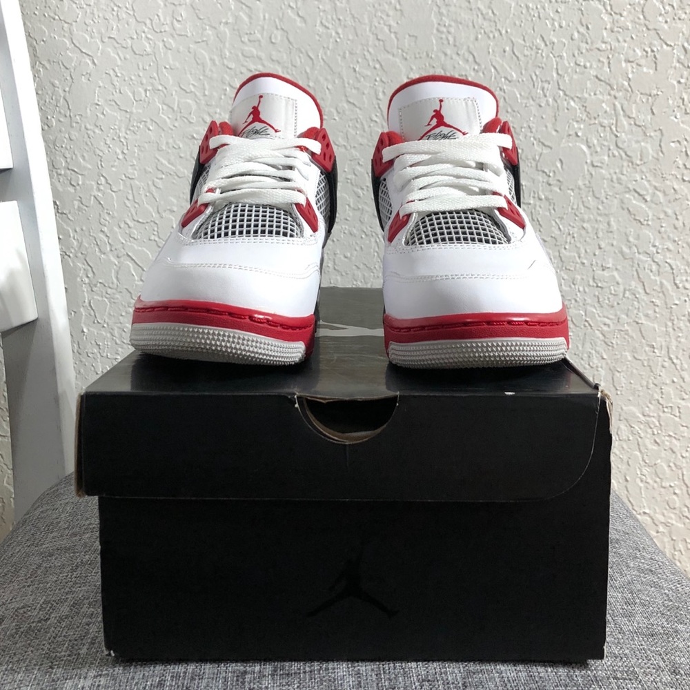 Air Jordan 4 Retro GS 'Fire Red' (2012) Size:5y - Picture 2 of 5